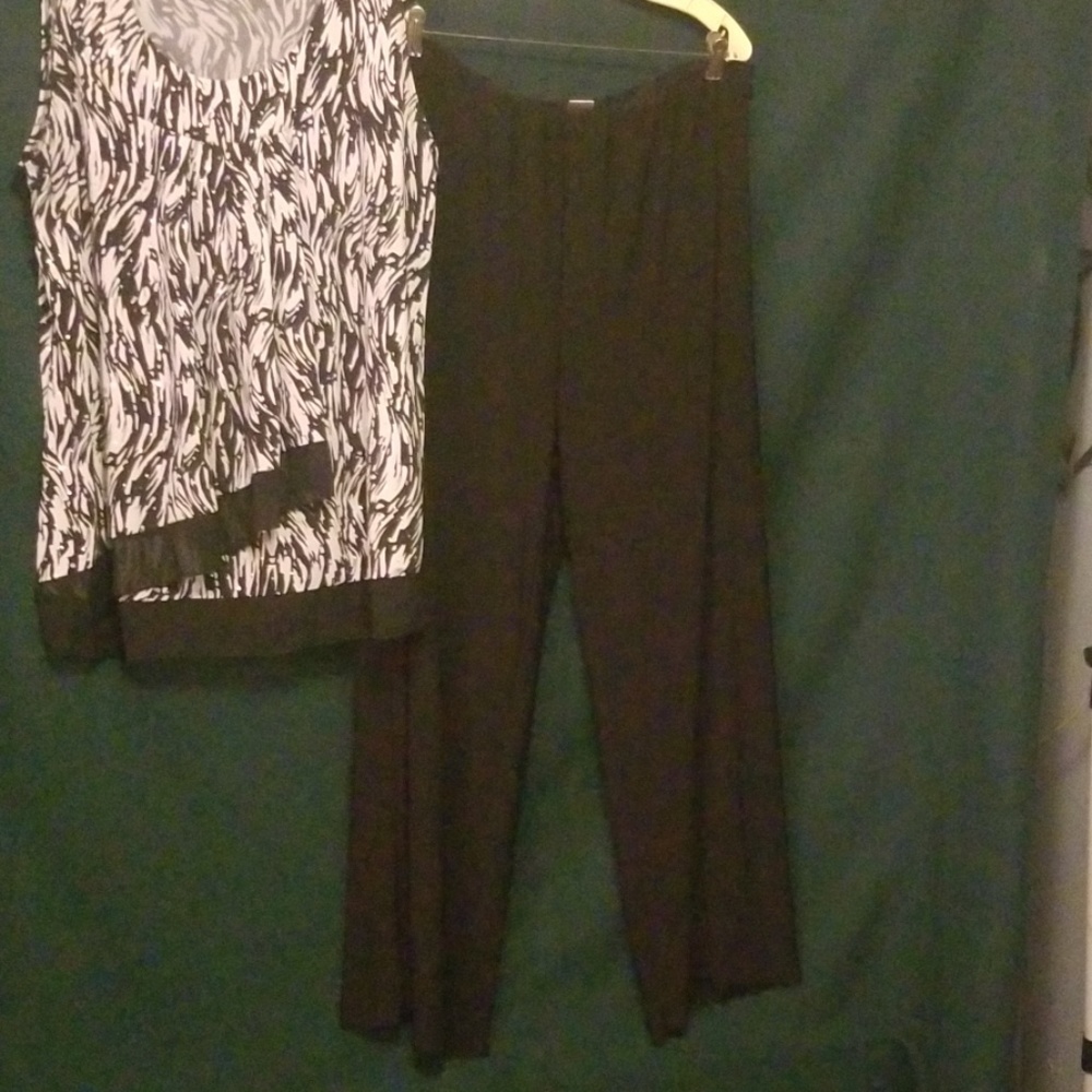 Top - Picture 3 of 3